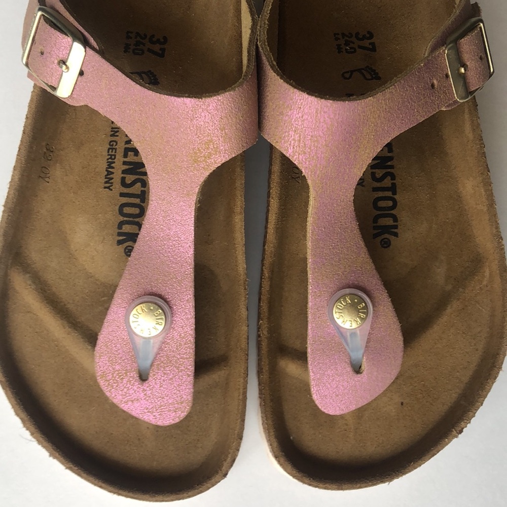 BIRKENSTOCK GIZEH WOMEN LEATHER THONG SANDALS.